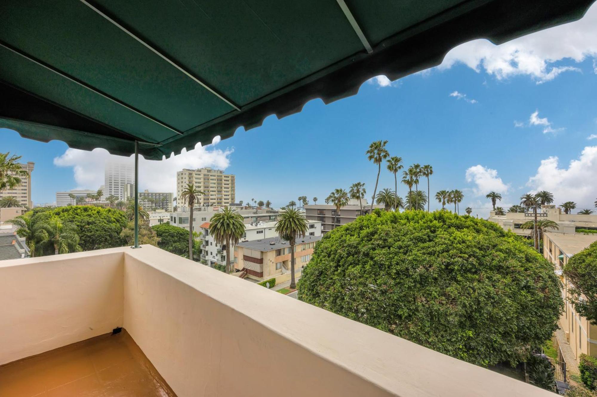 Apartment The Sovereign