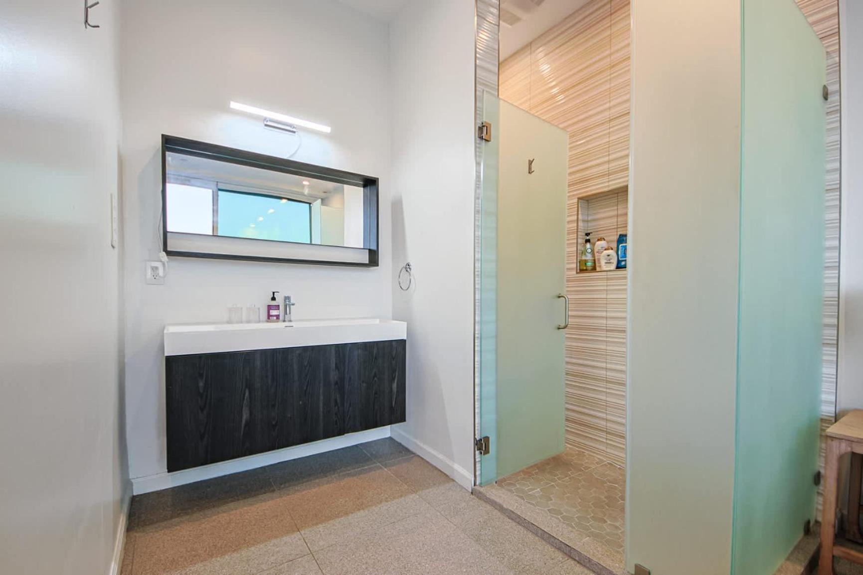 Elevate La - House With Infinity Pool Villa *