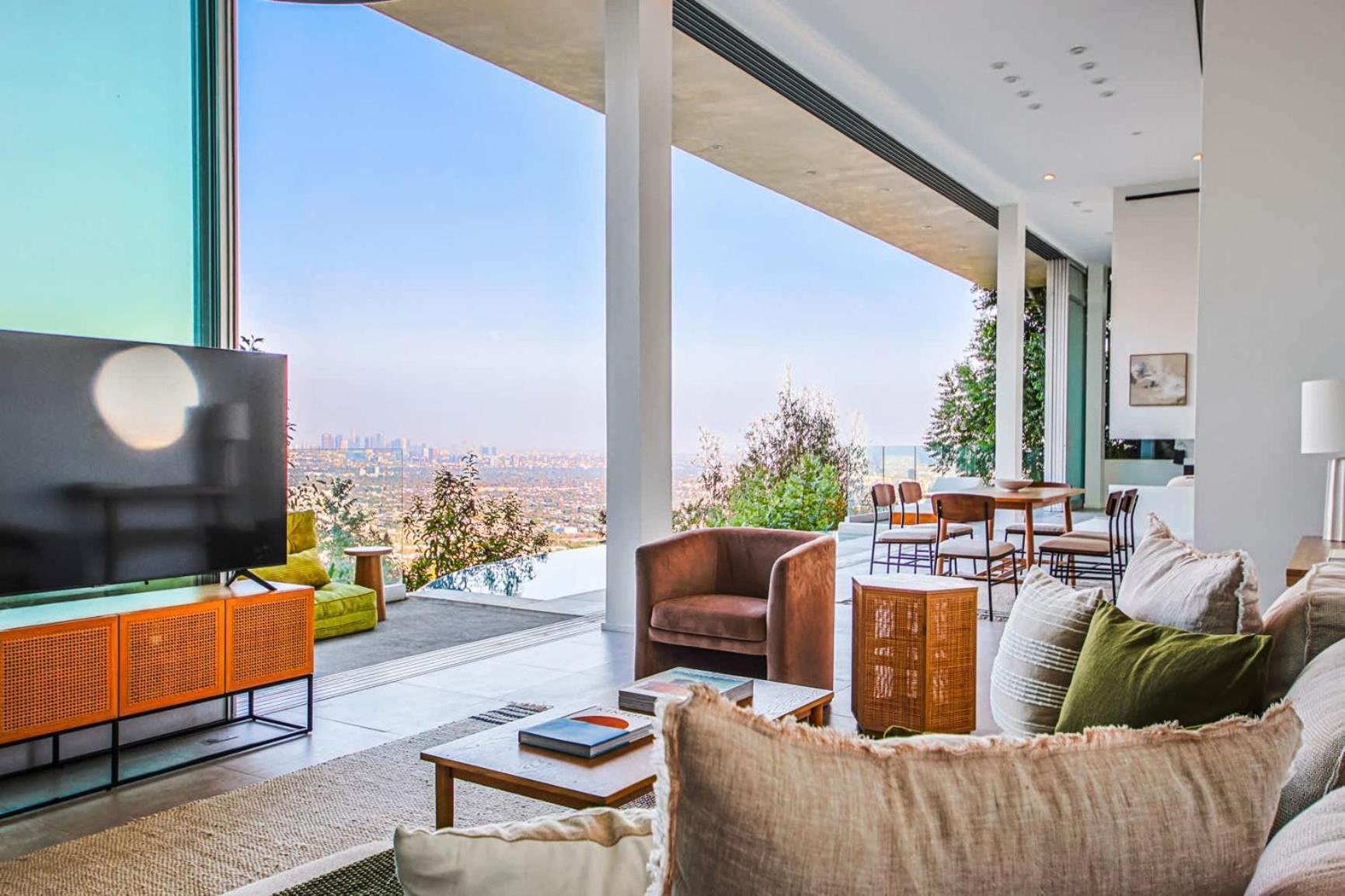 Elevate La - House With Infinity Pool Villa