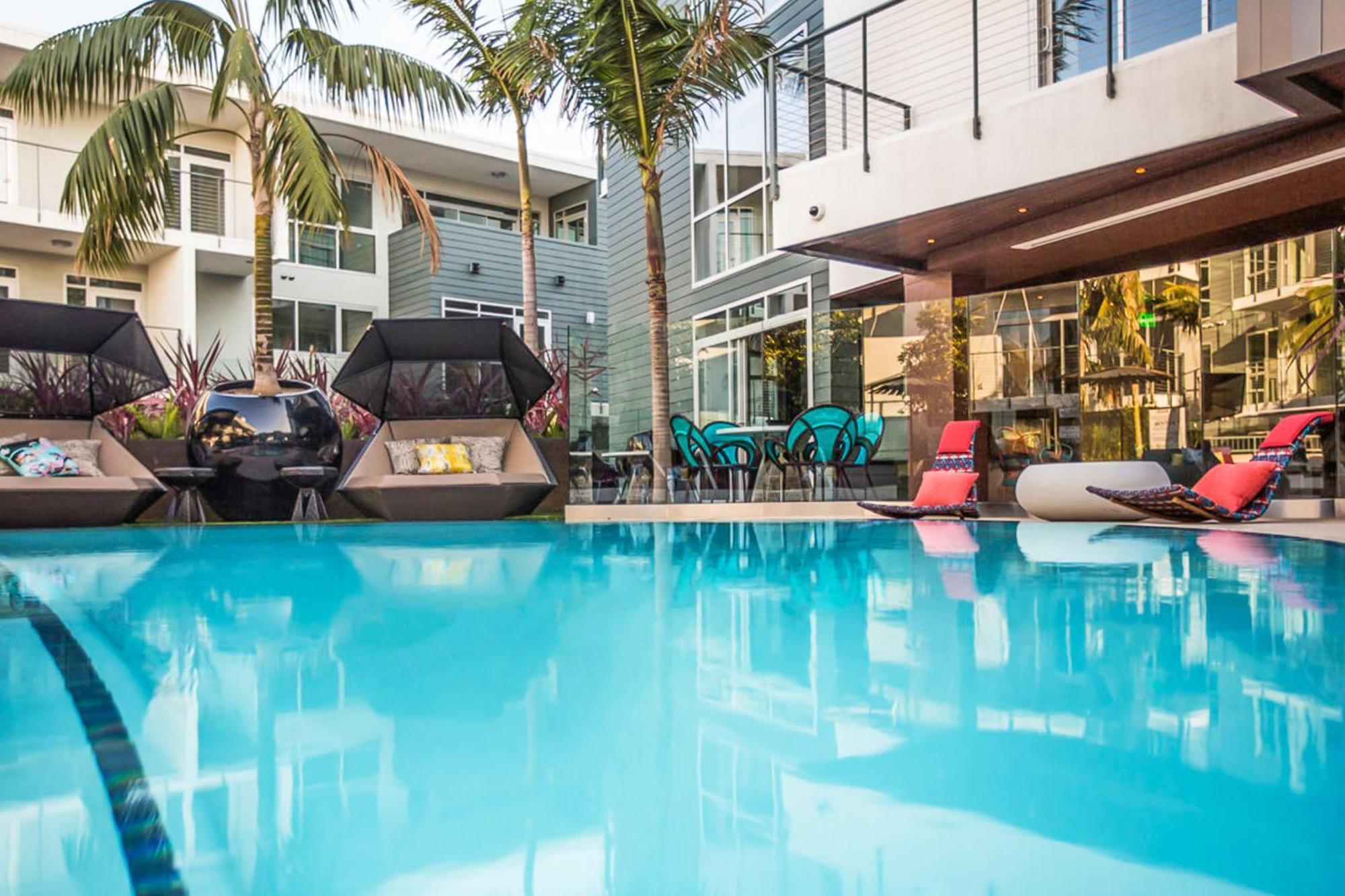 Beverly Grove Chic Oasis 2 Bedroom With Den 138 Los Angeles