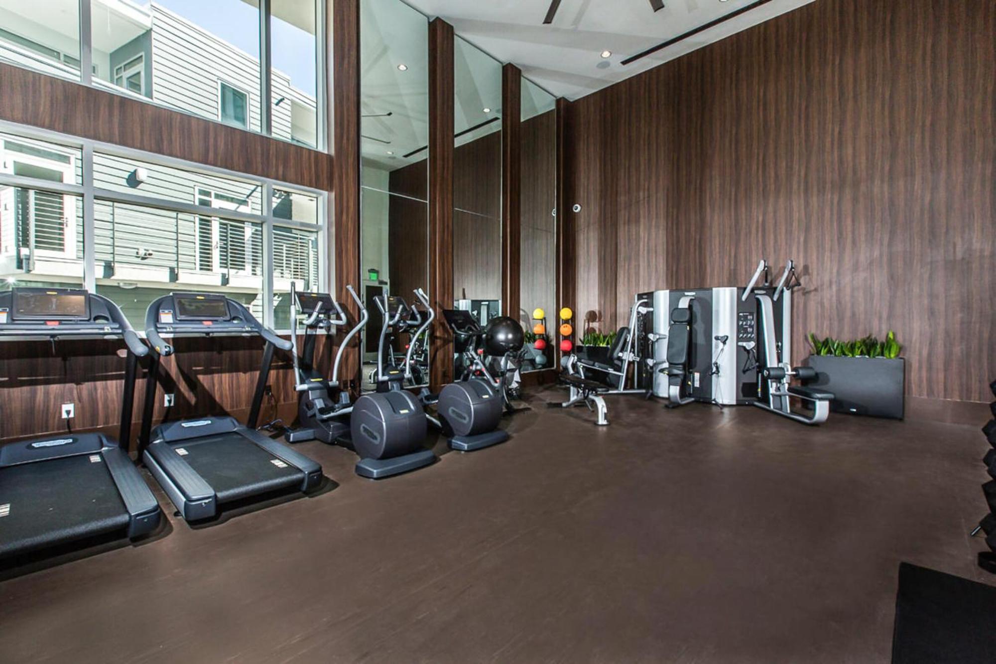 Beverly Grove Chic Oasis 2 Bedroom With Den 138 Aparthotel