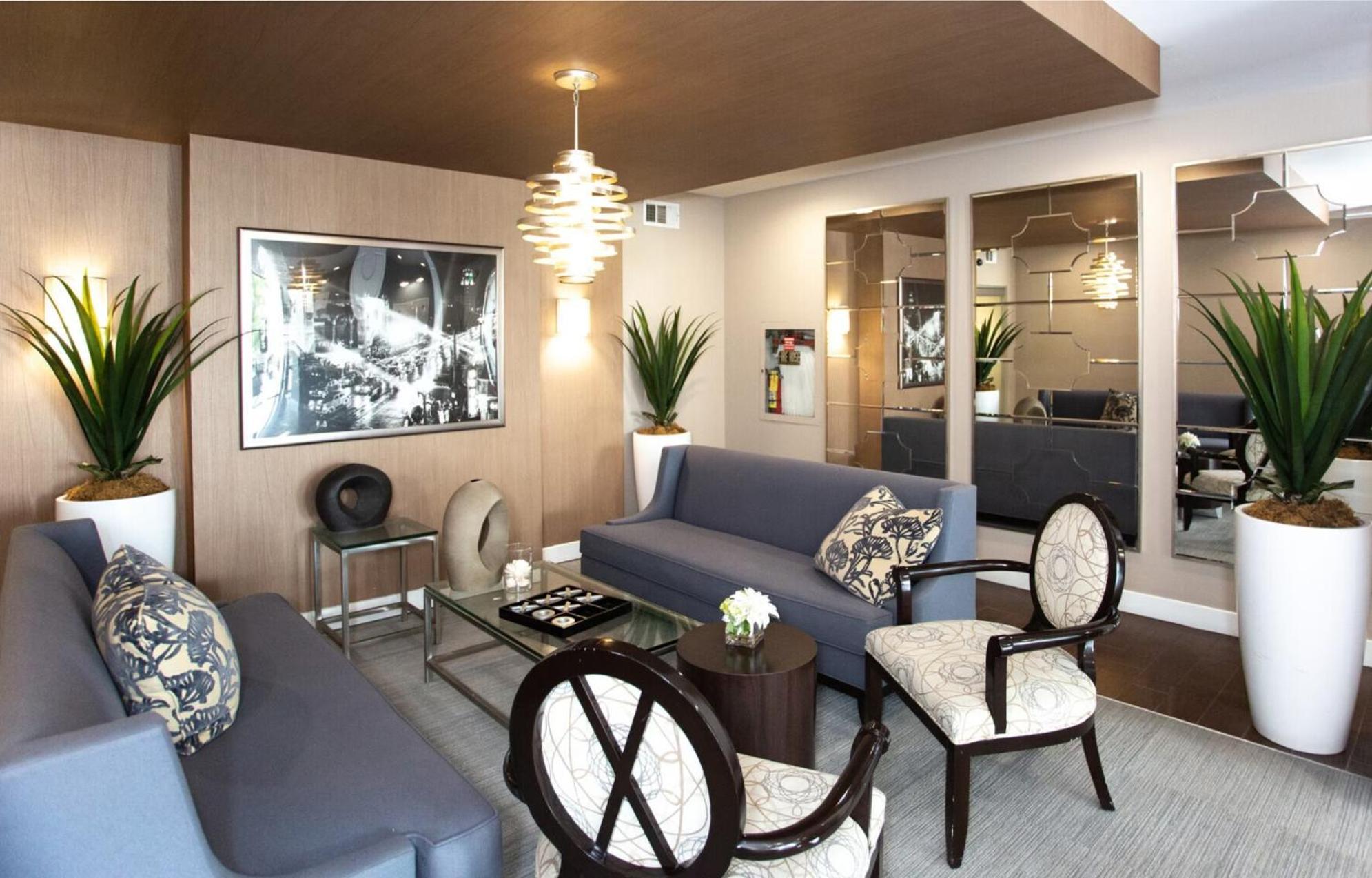 Beverly Hills Midle 1 Bedroom With Parking 202