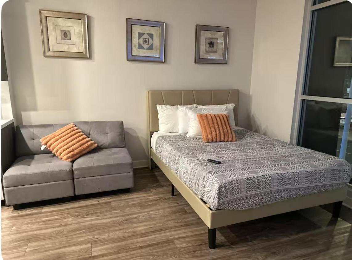 Walk Of Fame Upscale Hollywood 1bedroom Apartment- 2beds, Free Parking Los Angeles