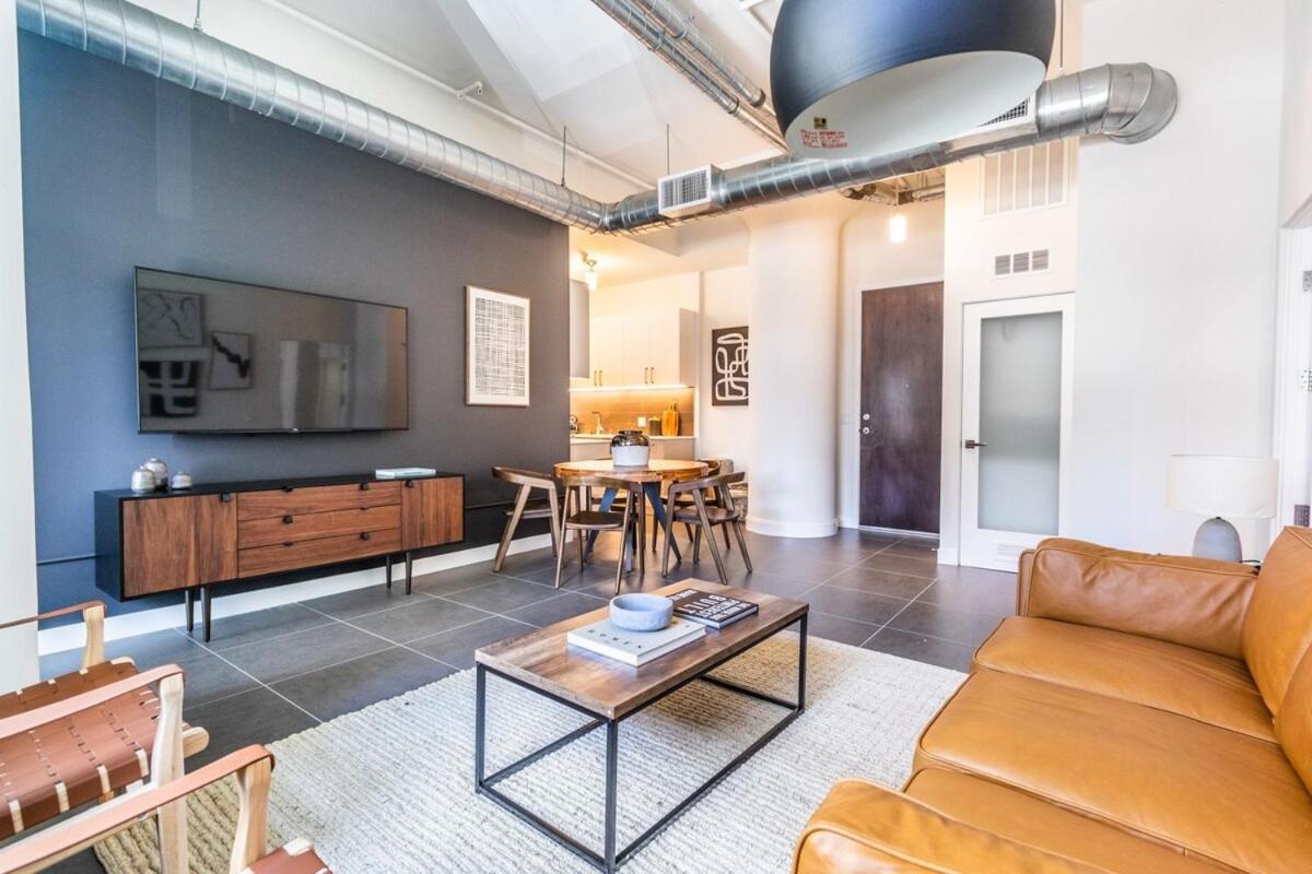 Dtla 2br Rooftop Jacuzzi & Sunset Views Apartment *