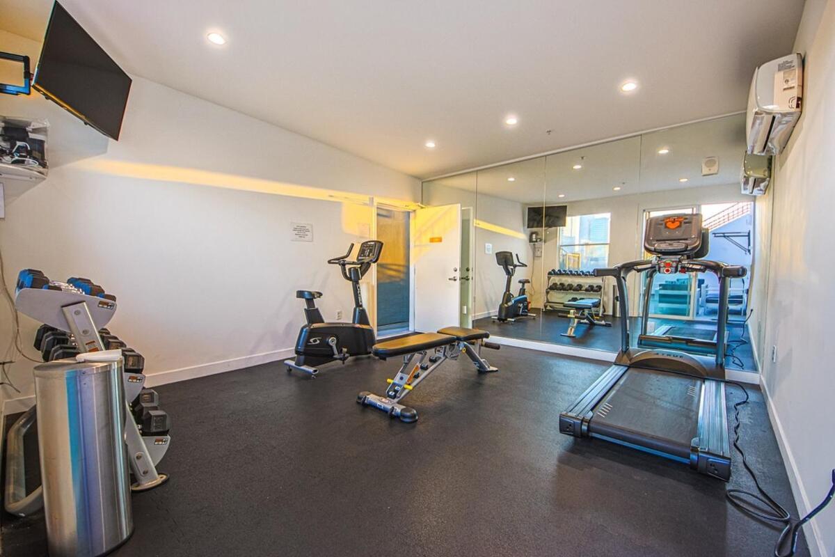 Apartment Dtla 2br Rooftop Jacuzzi & Sunset Views *