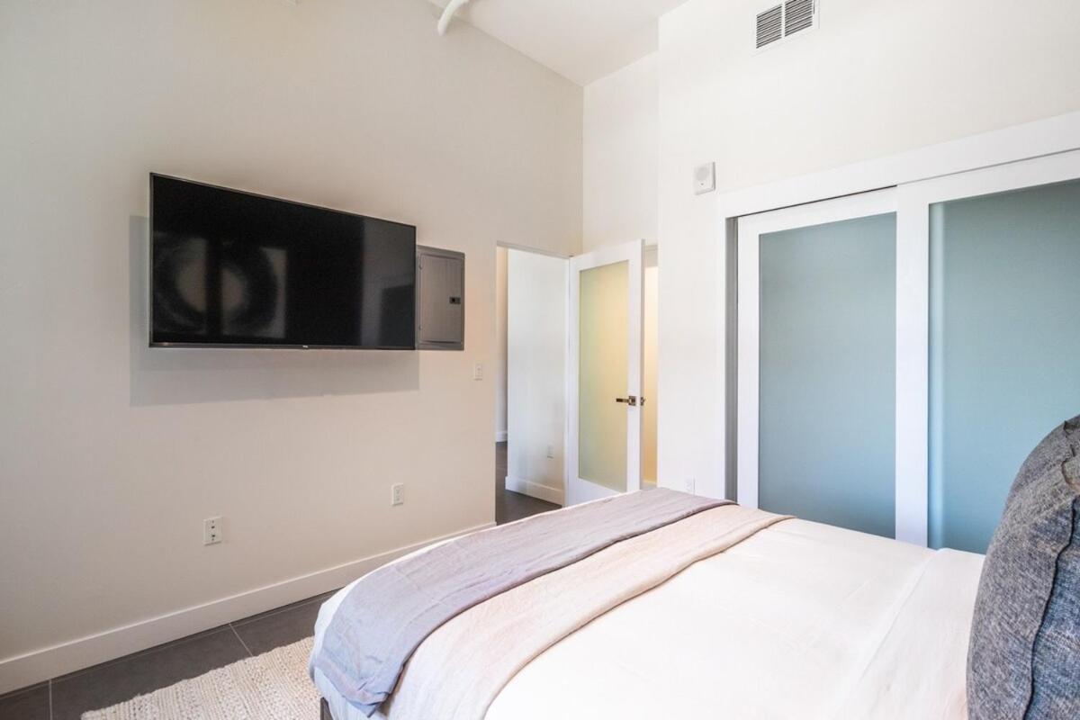 Apartment Dtla 2br Rooftop Jacuzzi & Sunset Views