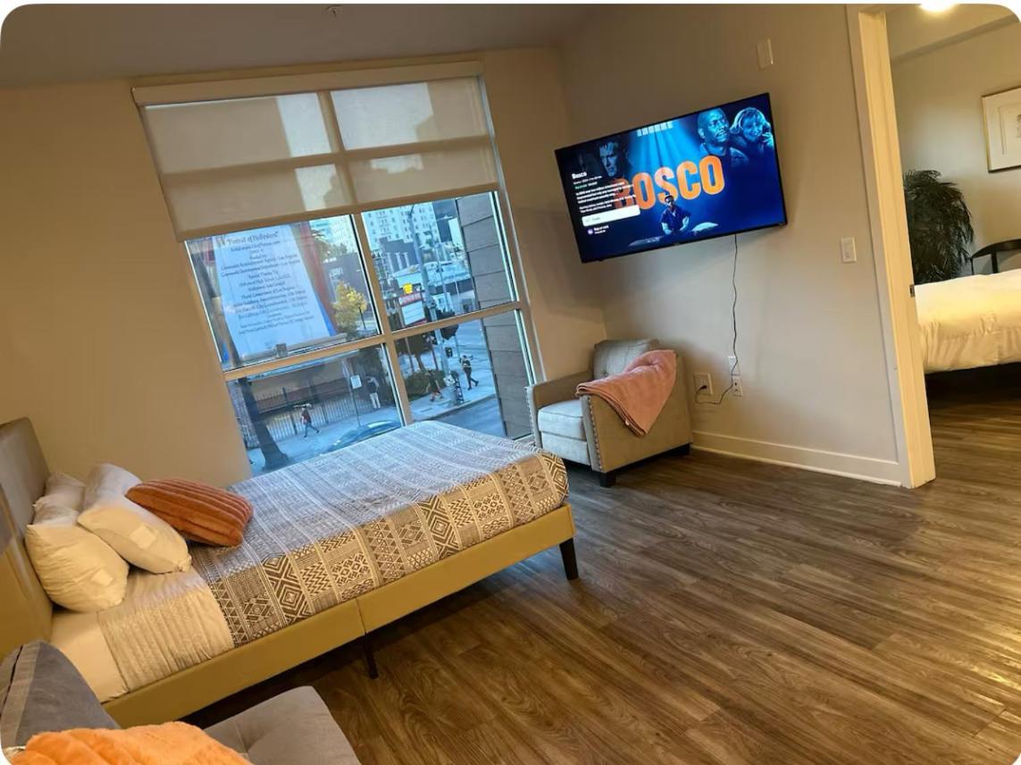 Walk Of Fame Upscale Hollywood 1bedroom Apartment- 2beds, Free Parking *