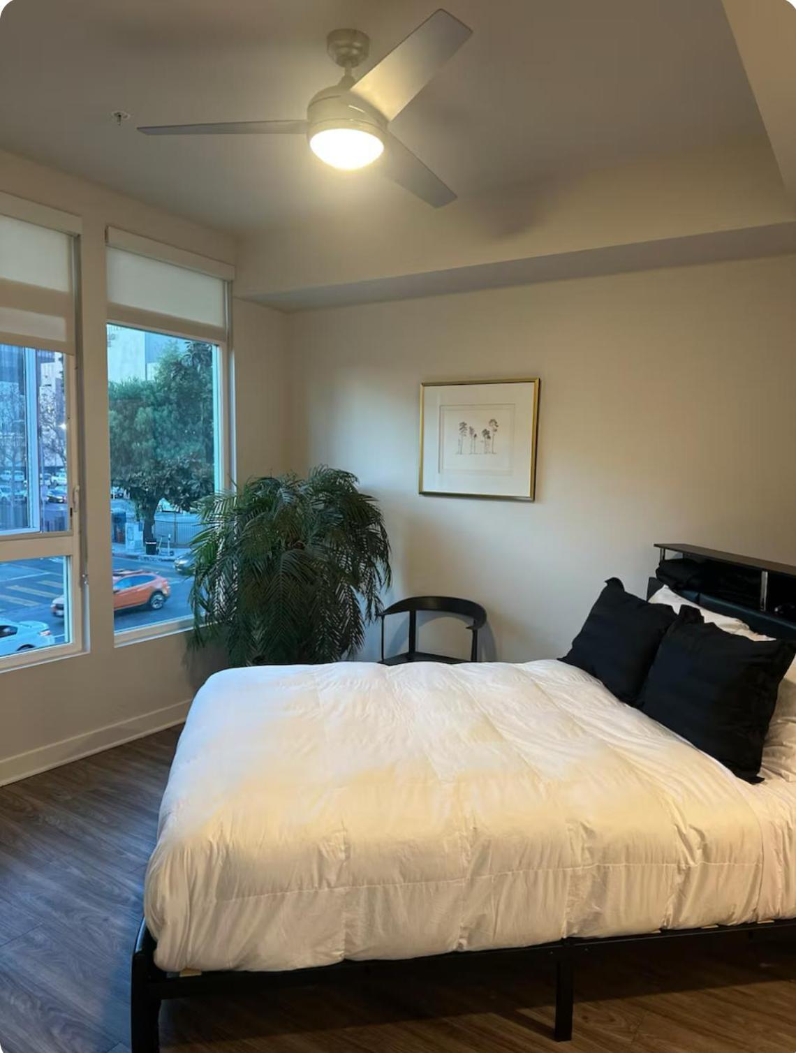 Walk Of Fame Upscale Hollywood 1bedroom Apartment- 2beds, Free Parking * Los Angeles