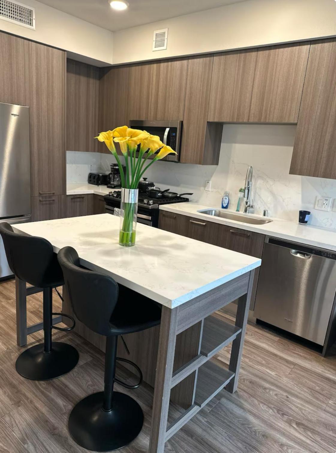 Walk Of Fame Upscale Hollywood 1bedroom Apartment- 2beds, Free Parking