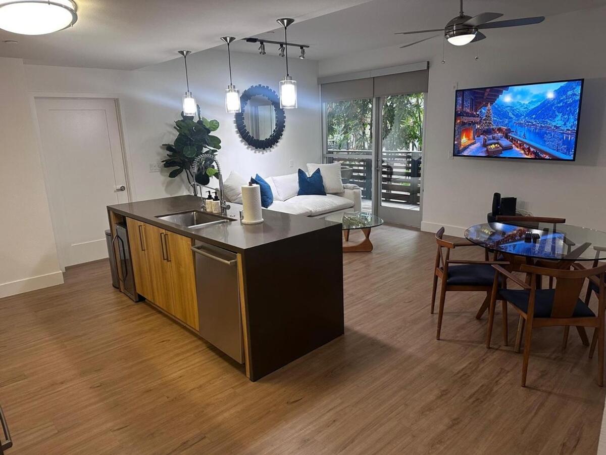 Amethyst Horizon - Stylish Peaceful 2br W Zen Garden View Pool Gym * Los Angeles