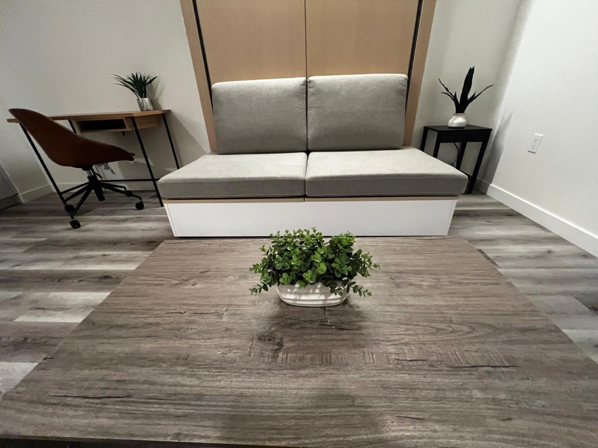 Apartment Heart Of Hollywood-walk Of Fame 1bd With View -free Parking, Balcony, Wifi, Rooftop, Gym, Upscale Amenities Los Angeles