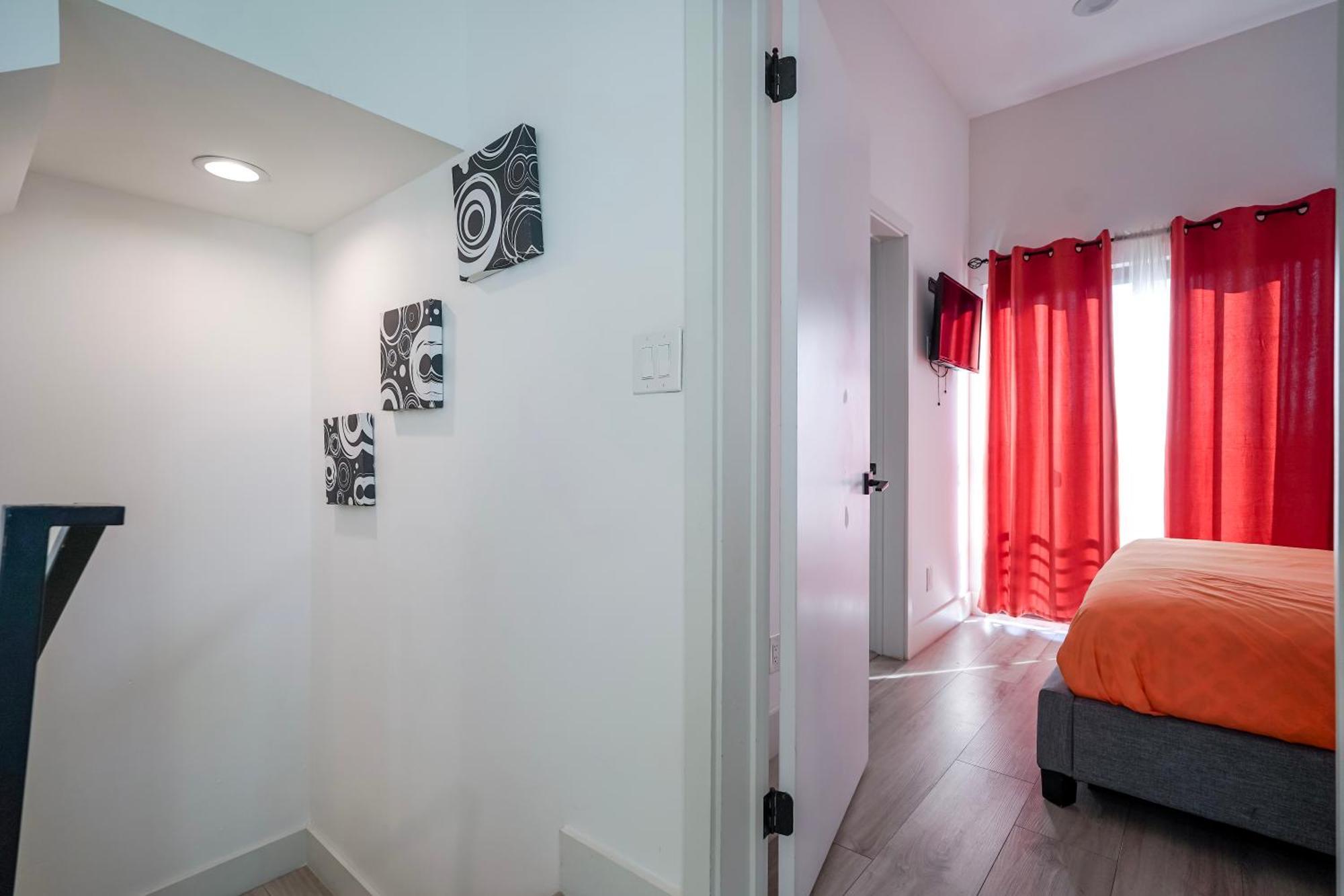 Hollywood Famous Townhome With Pvt Rooftop Scenic Views Apartment