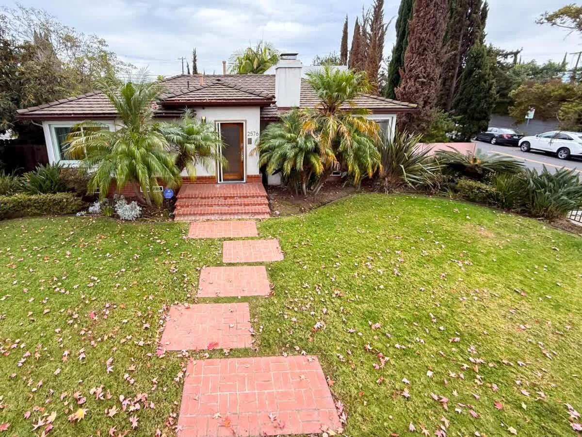 Modern 4br Gem Near Beverly Hills By Allevo Homes Holiday home *