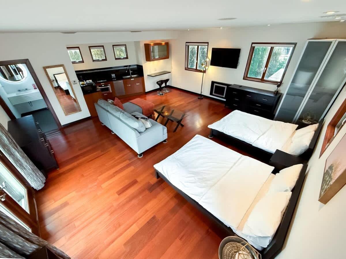 Modern 4br Gem Near Beverly Hills By Allevo Homes Holiday home Los Angeles