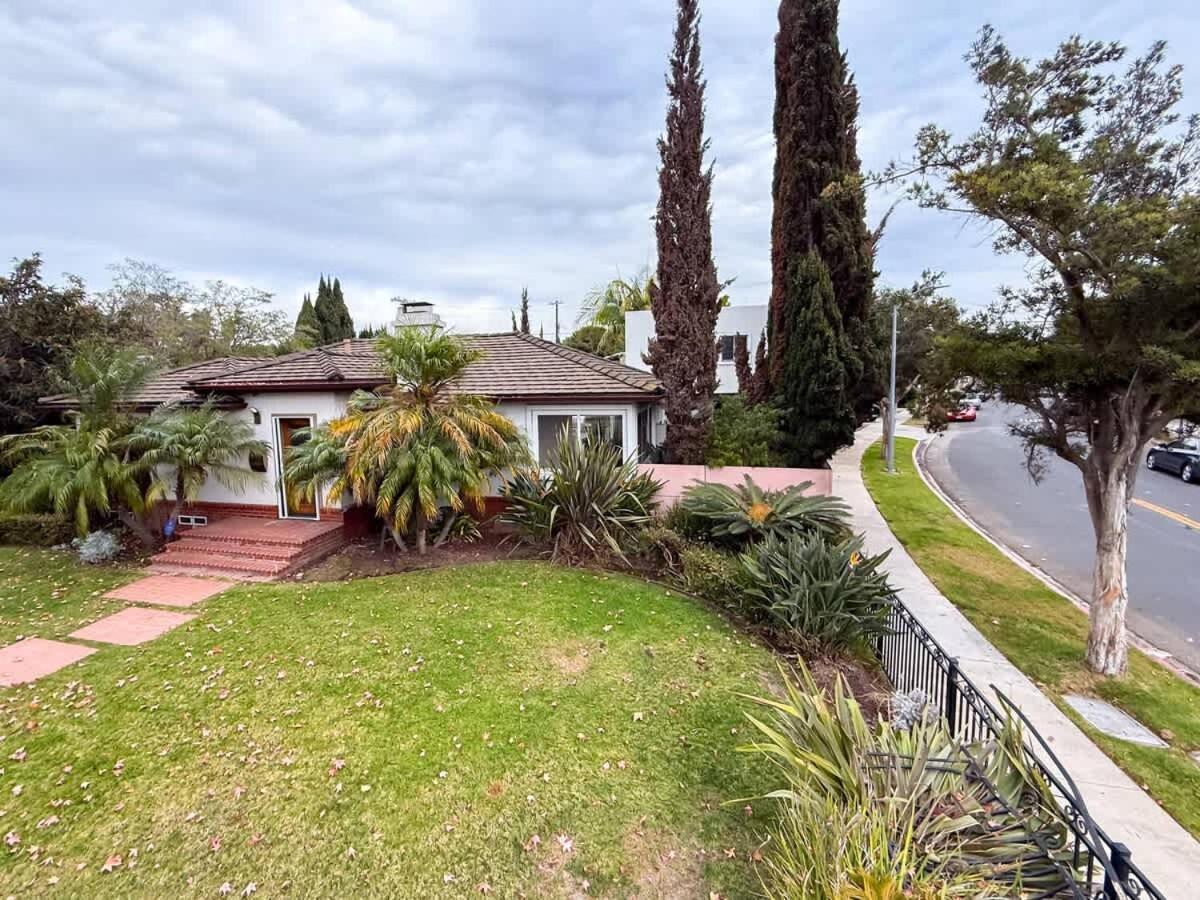 Holiday home Modern 4br Gem Near Beverly Hills By Allevo Homes Los Angeles