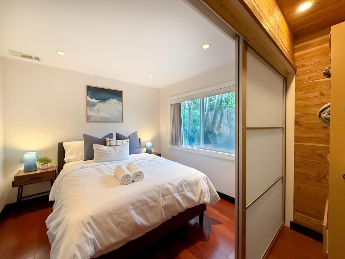 Modern 4br Gem Near Beverly Hills By Allevo Homes *
