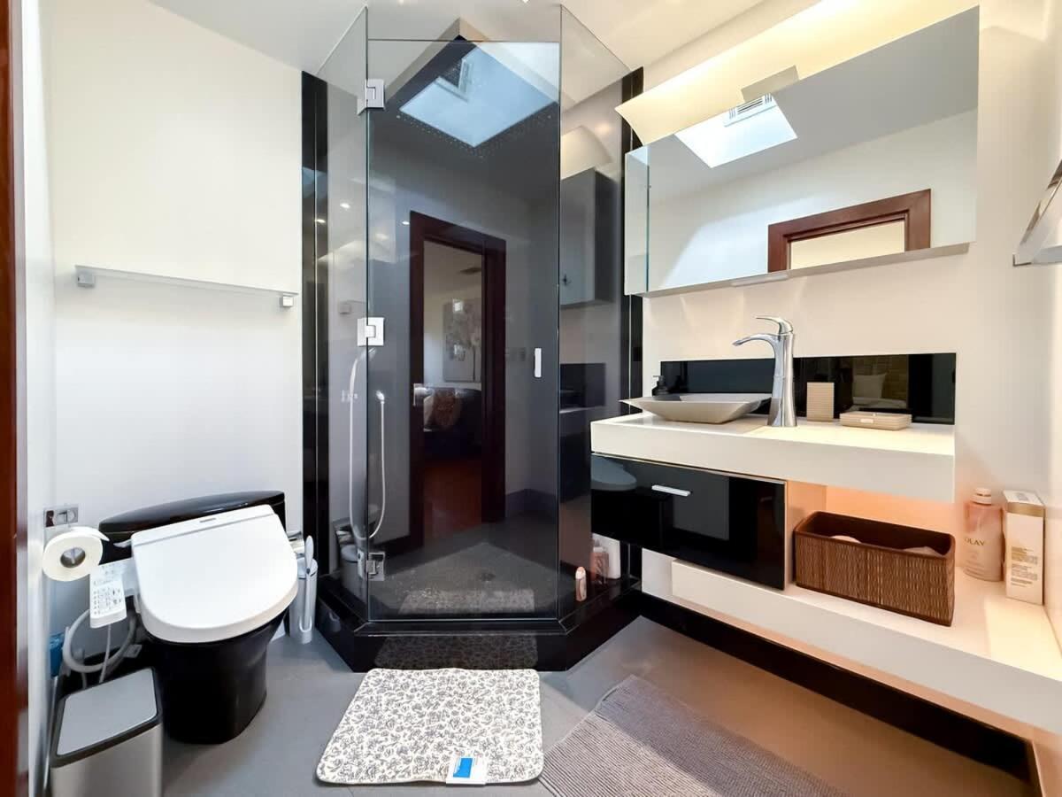 Modern 4br Gem Near Beverly Hills By Allevo Homes Los Angeles