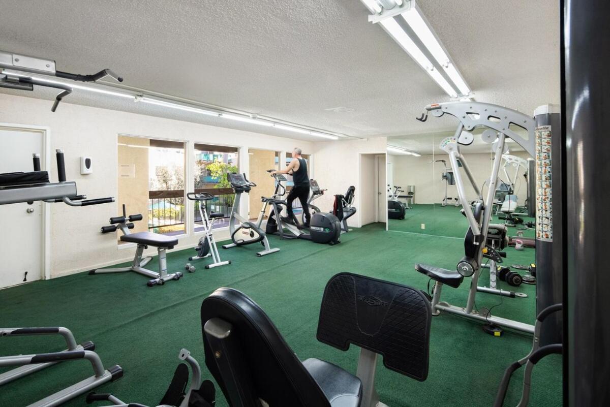 Mediterranean La Loft W Pool, Fitness & Tennis Courts Los Angeles