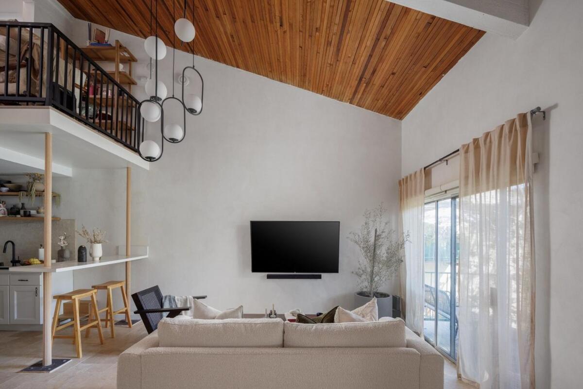 Apartment Mediterranean La Loft W Pool, Fitness & Tennis Courts