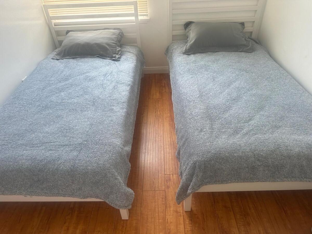 Location Of Hollywood, Great In 2bdrm Apt, Walk Of Fame Apartment *