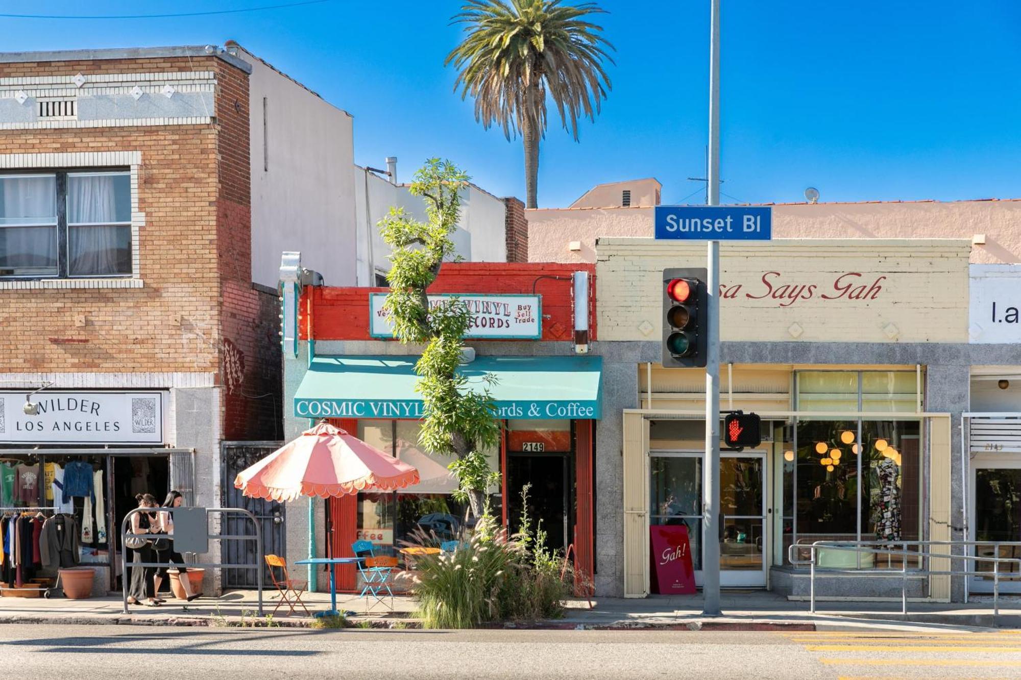 2111 Montana By Avantstay Heart Of Echo Park Patio W Outdoor Seating Holiday home Los Angeles