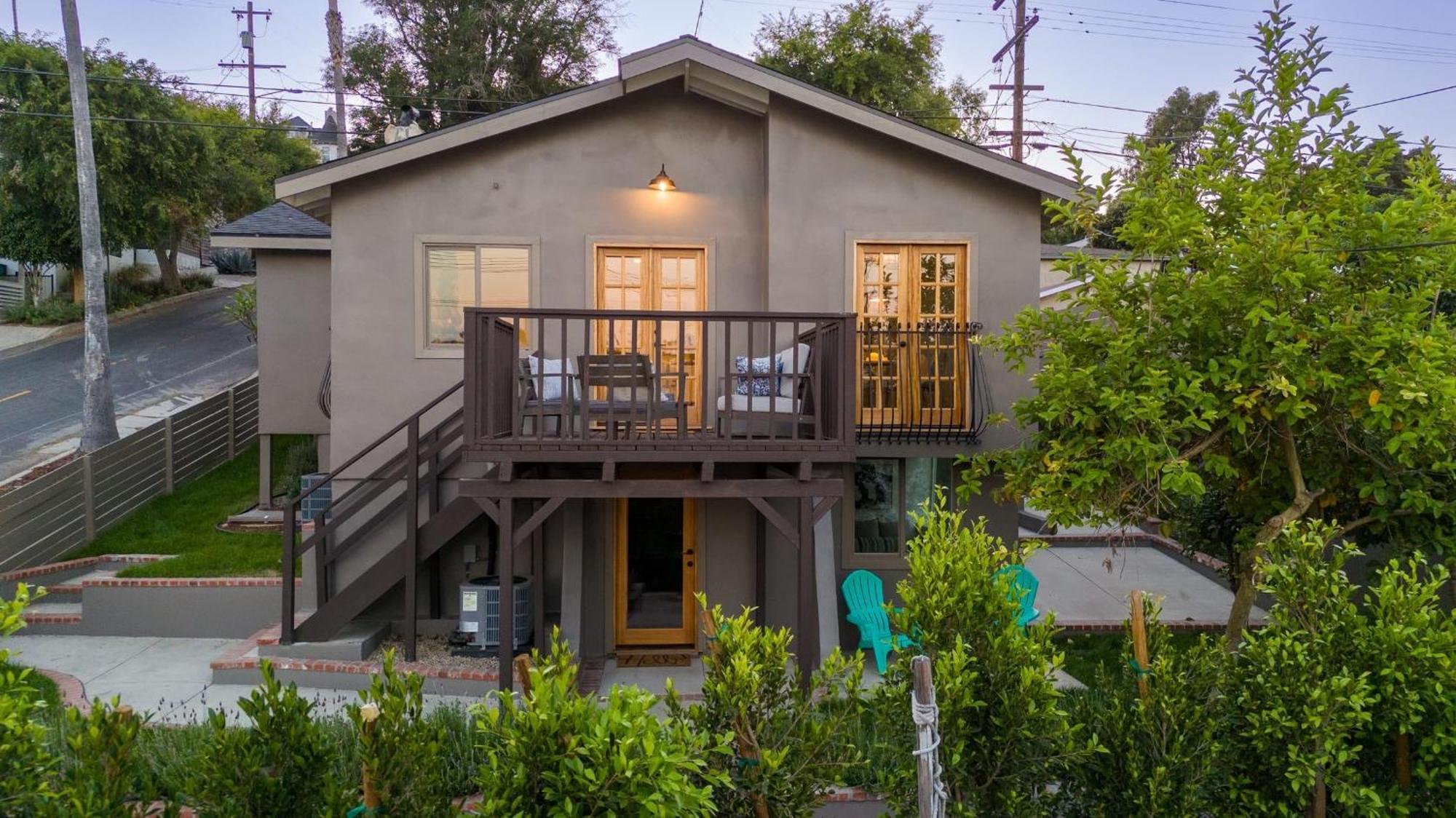 Holiday home 2111 Montana By Avantstay Heart Of Echo Park Patio W Outdoor Seating