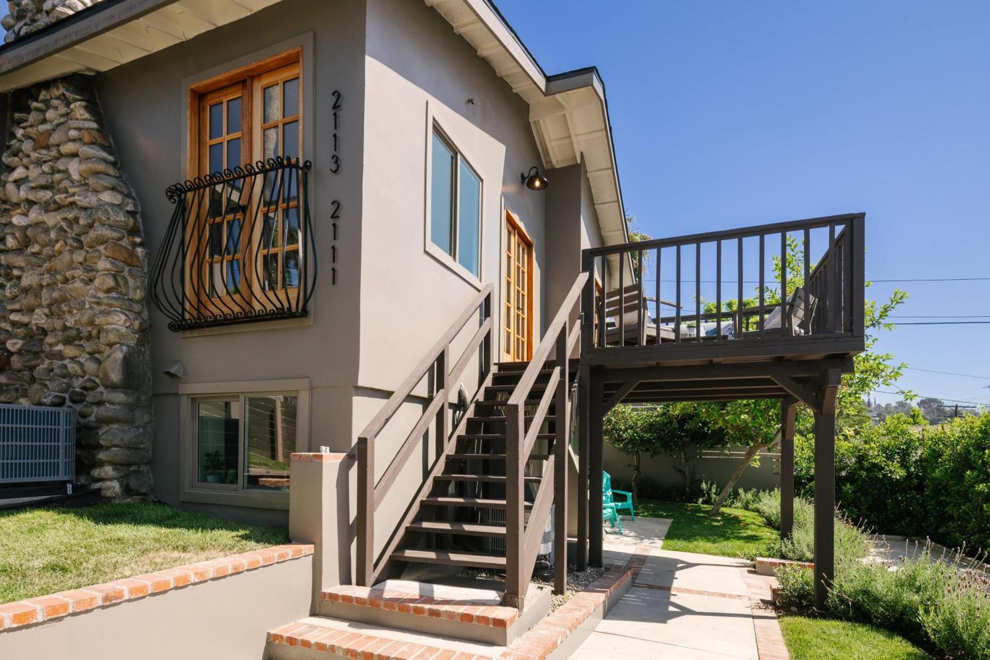 2111 Montana By Avantstay Heart Of Echo Park Patio W Outdoor Seating Los Angeles