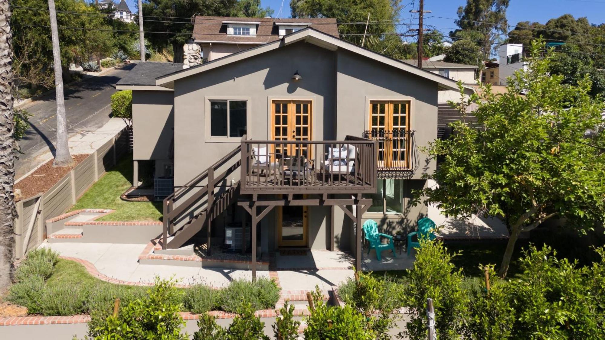 2111 Montana By Avantstay Heart Of Echo Park Patio W Outdoor Seating Los Angeles