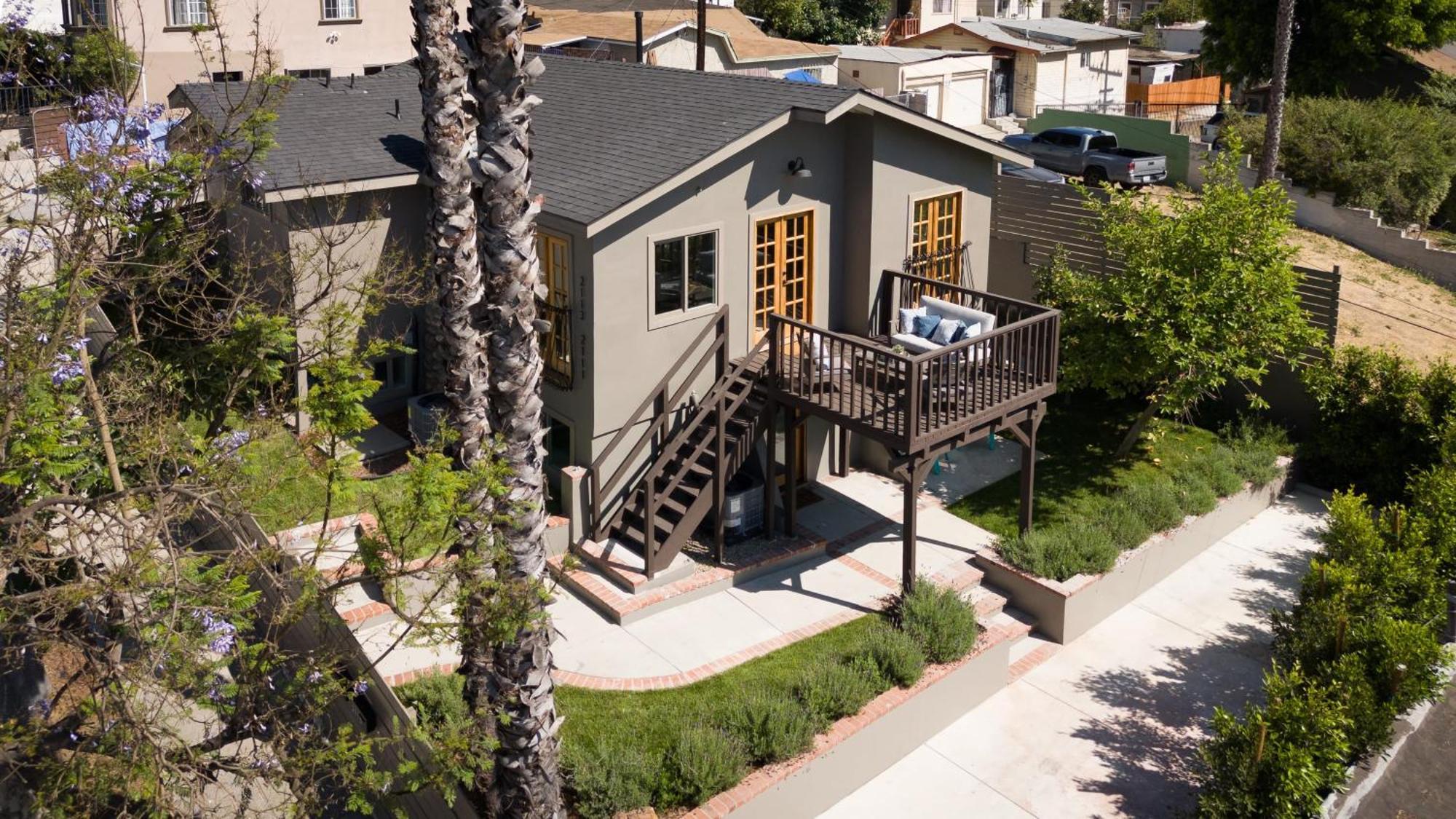 2111 Montana By Avantstay Heart Of Echo Park Patio W Outdoor Seating * Los Angeles