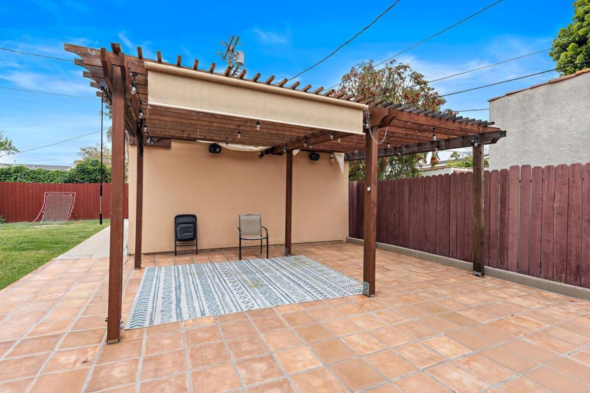 Private Guest Beverly Hills Adj *