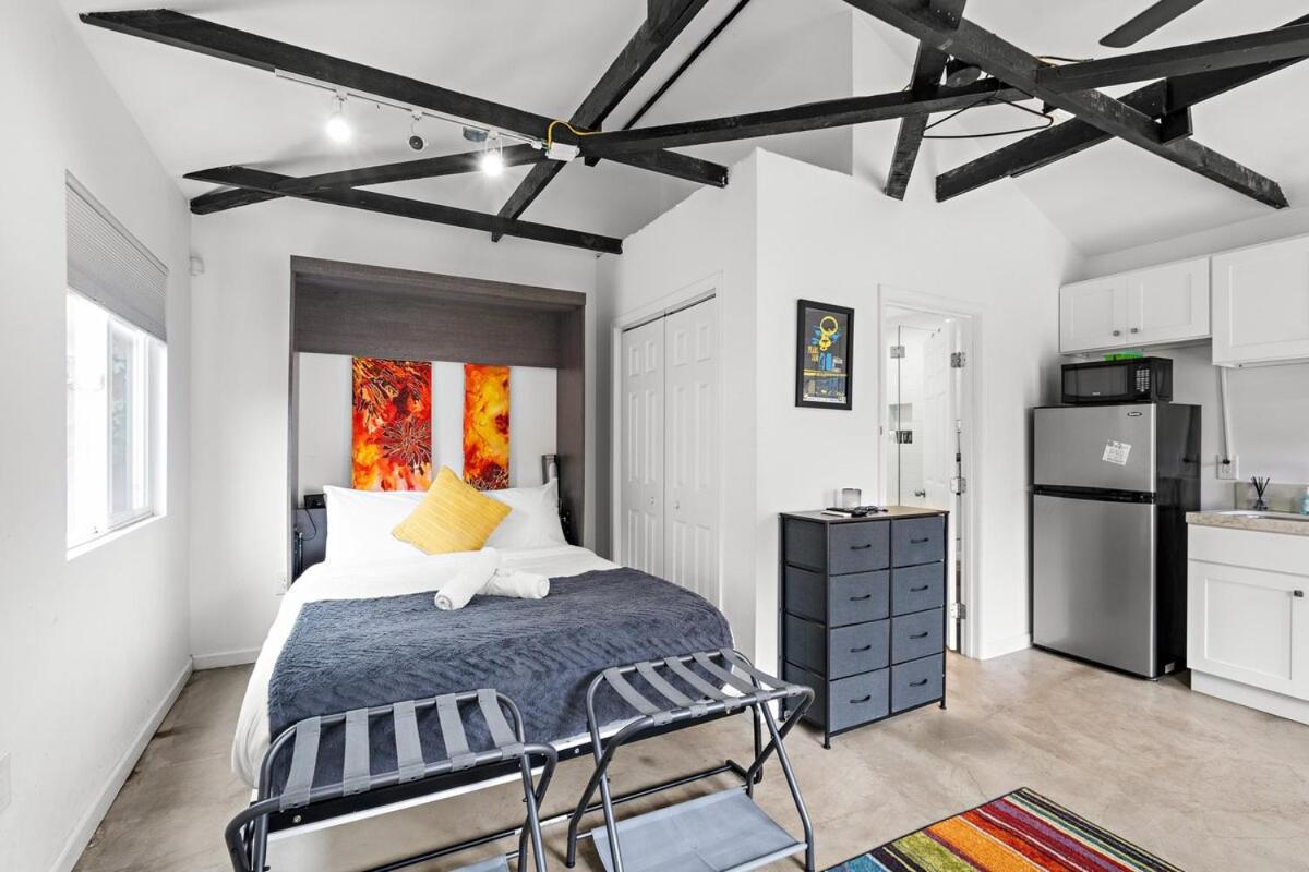 Private Guest Beverly Hills Adj Los Angeles