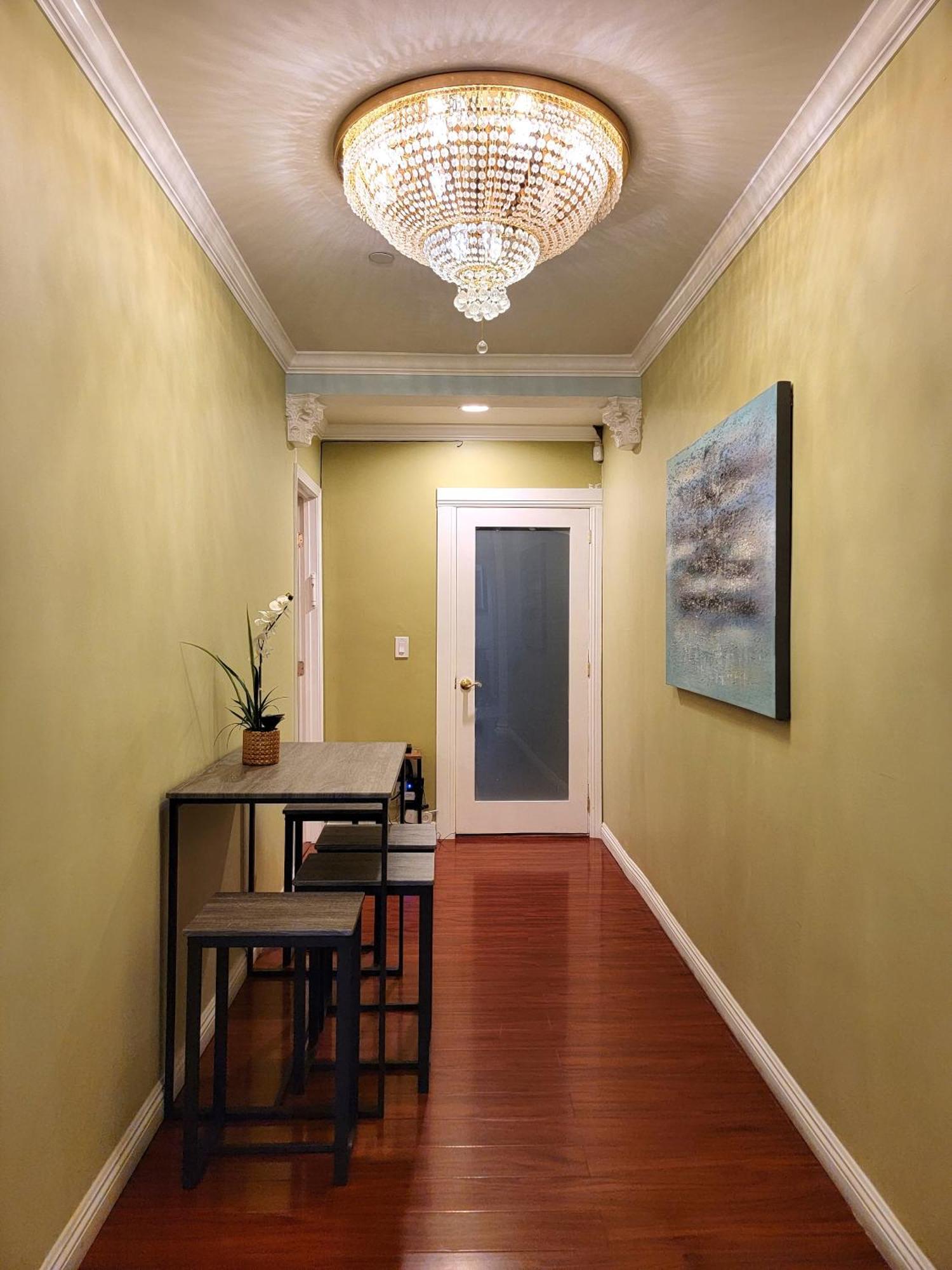 Apartment 3 Bedroom Guest First Floor Unit With Patio Area Right Next To The Mrc 10 Minutes From Rodeo Drive Washer Dryer Wifi And *