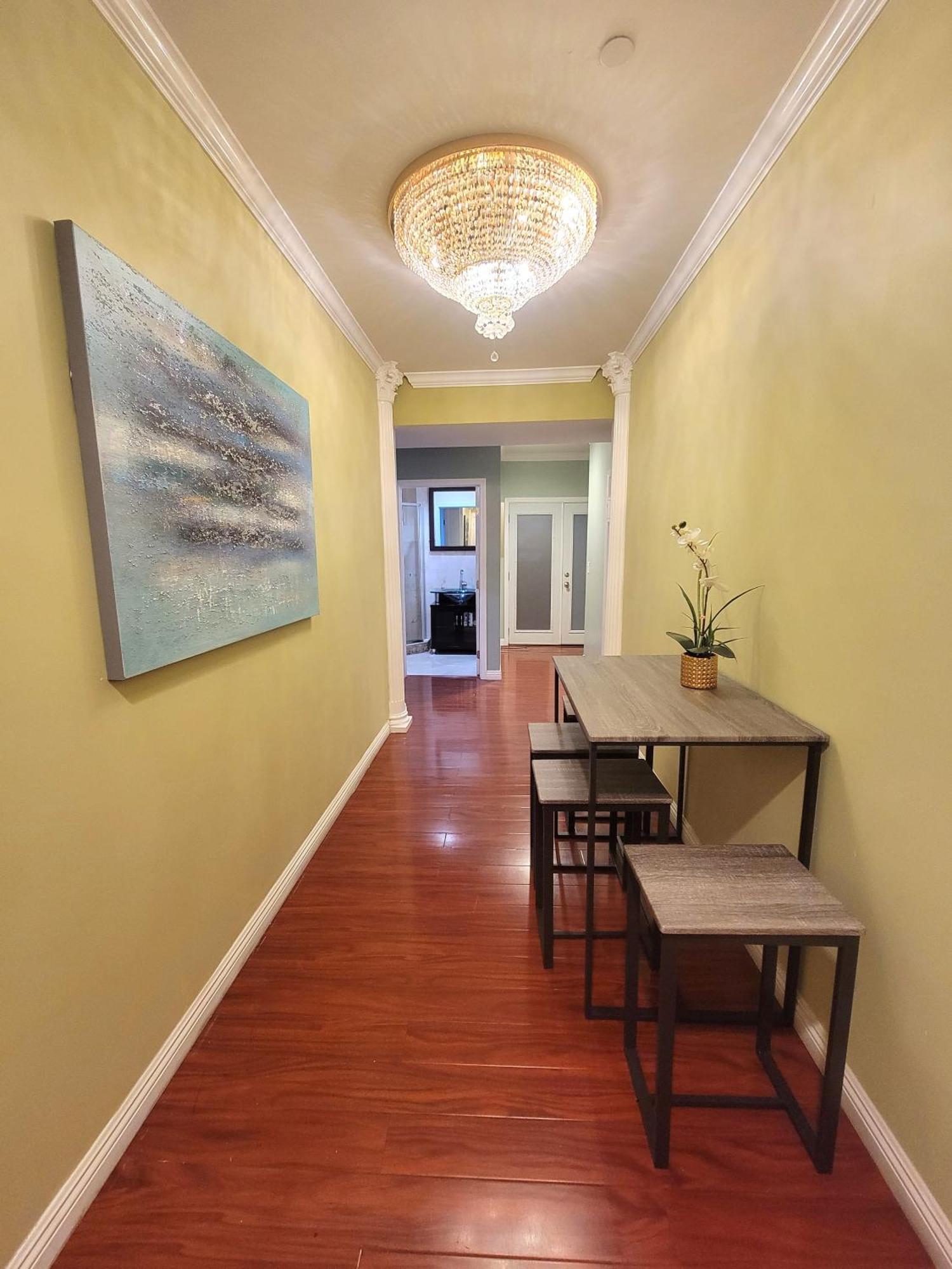 3 Bedroom Guest First Floor Unit With Patio Area Right Next To The Mrc 10 Minutes From Rodeo Drive Washer Dryer Wifi And *