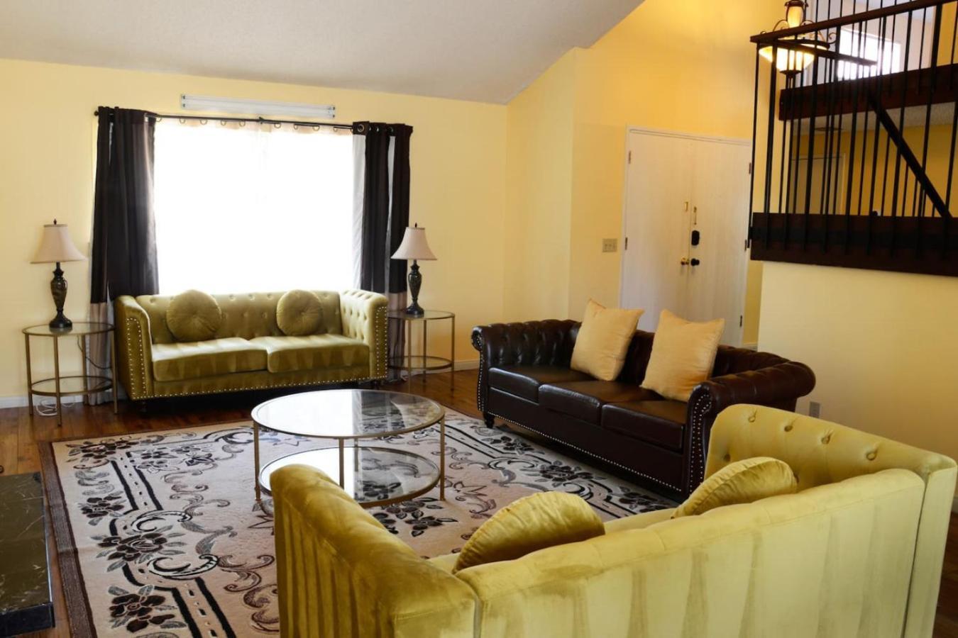 Covello Charming Prime Location Exceptional Amenities *