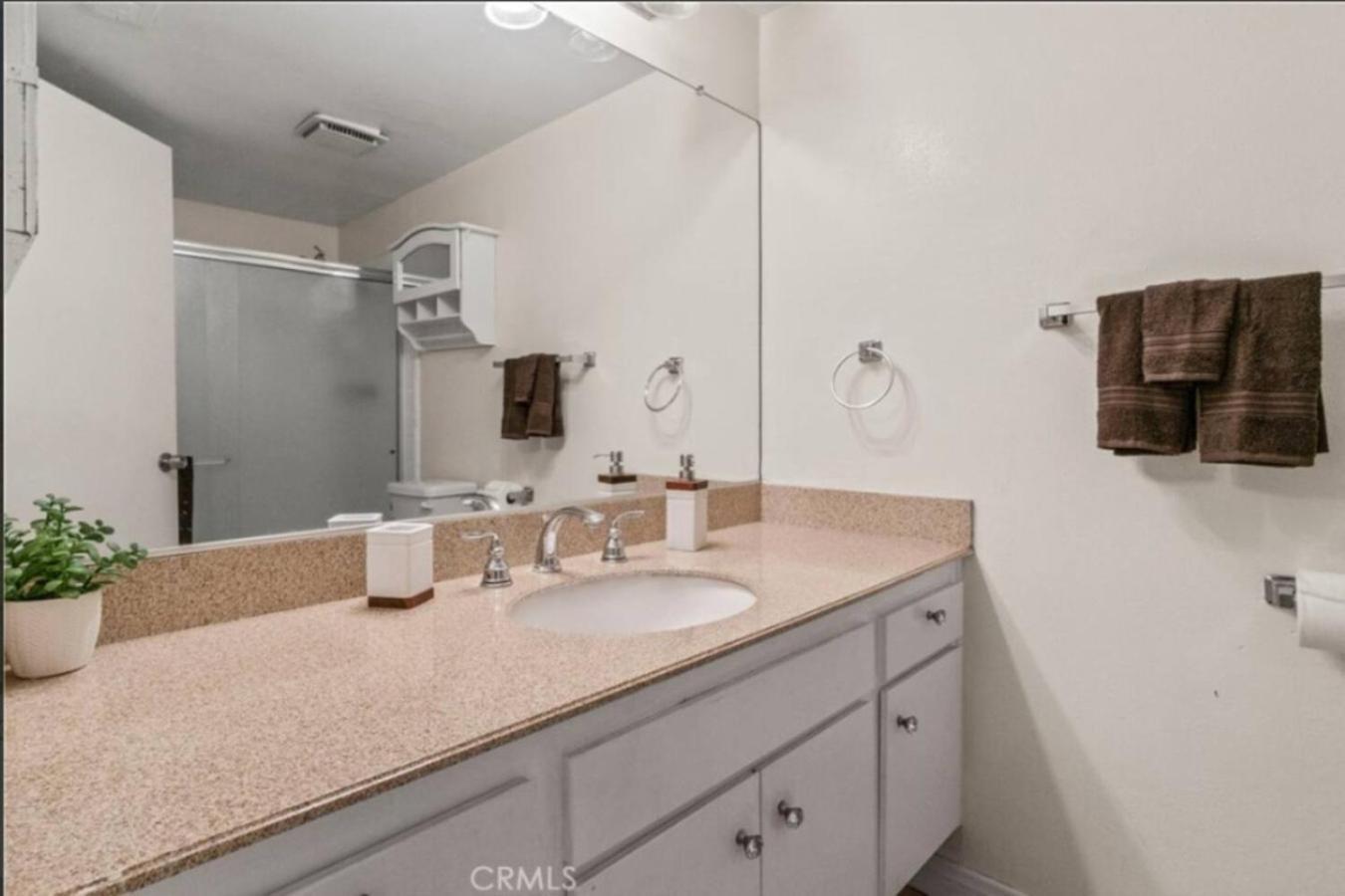 Covello Charming Prime Location Exceptional Amenities * Los Angeles