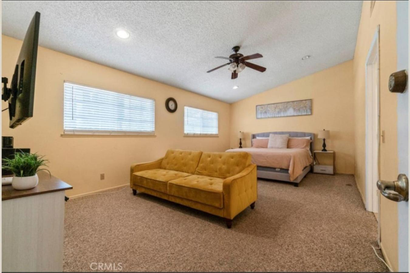 Covello Master With Balcony And Private Bath * Los Angeles