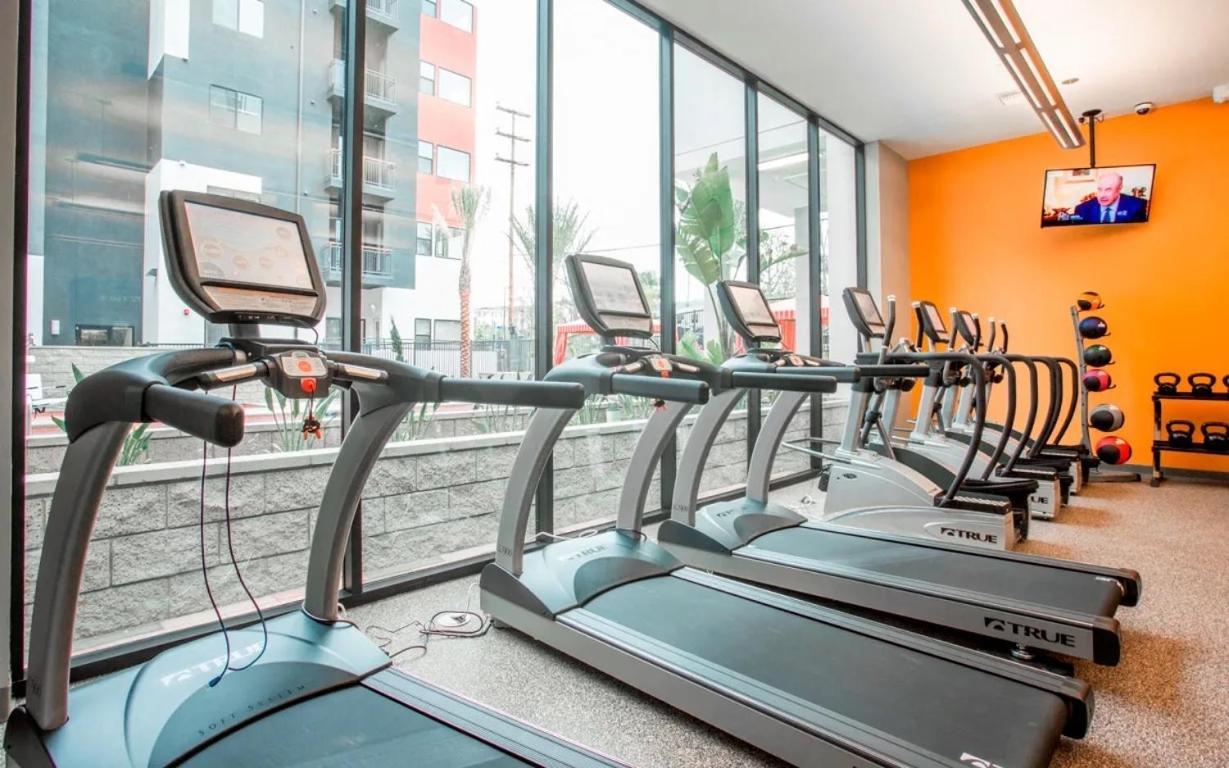 Apartamento Lux 2 Bedroom In Woodland Hills
