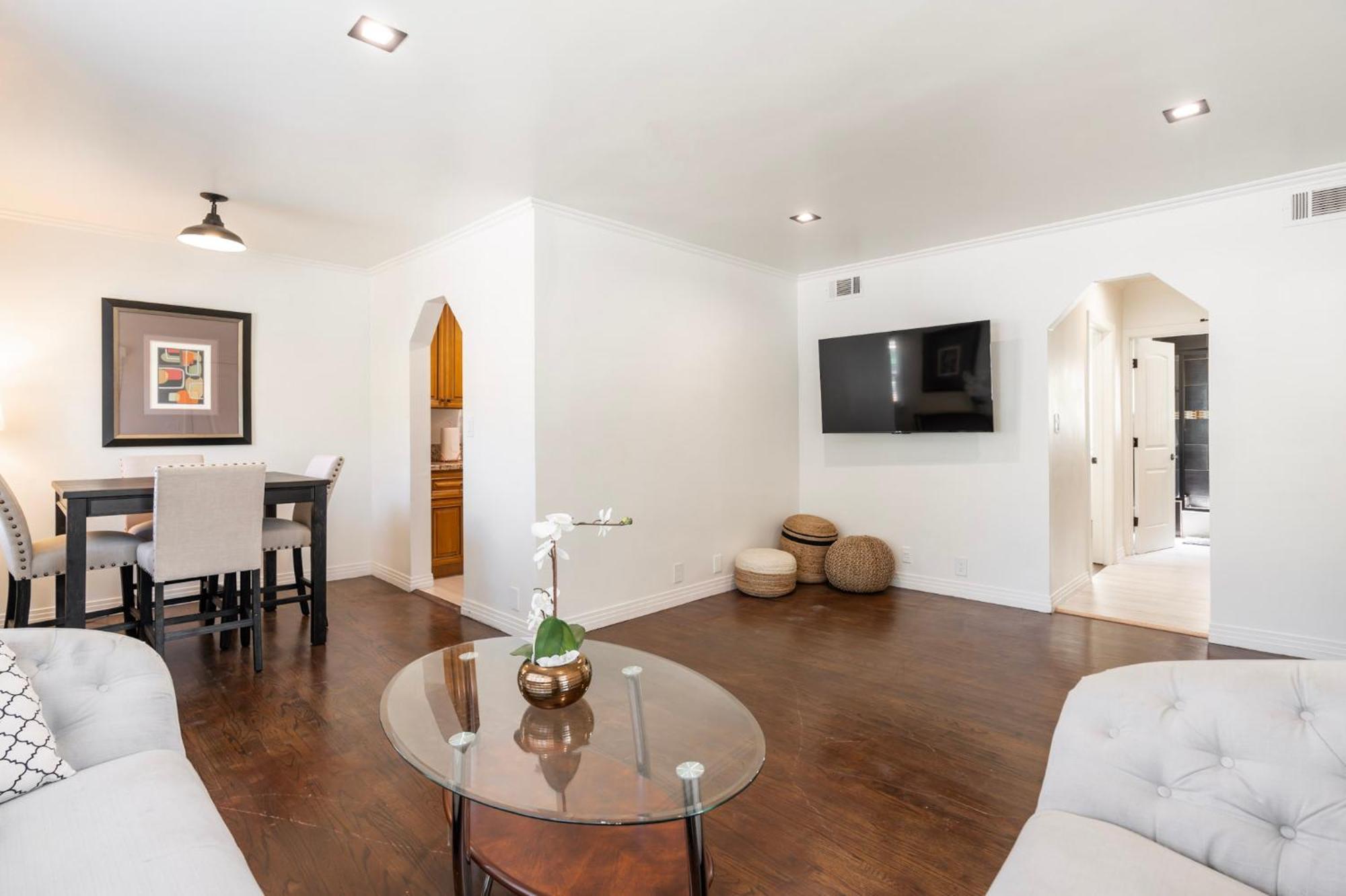 Cozy Near Universal Los Angeles