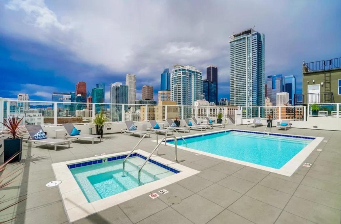 Apartment Cozy 2 Bedroom Retreat In Vibrant Dtla Awaits! *