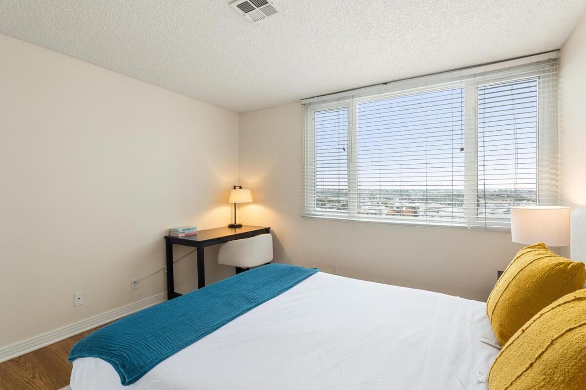 Smoky Quartz - Marina View Spacious 3br Near Yacht Club *