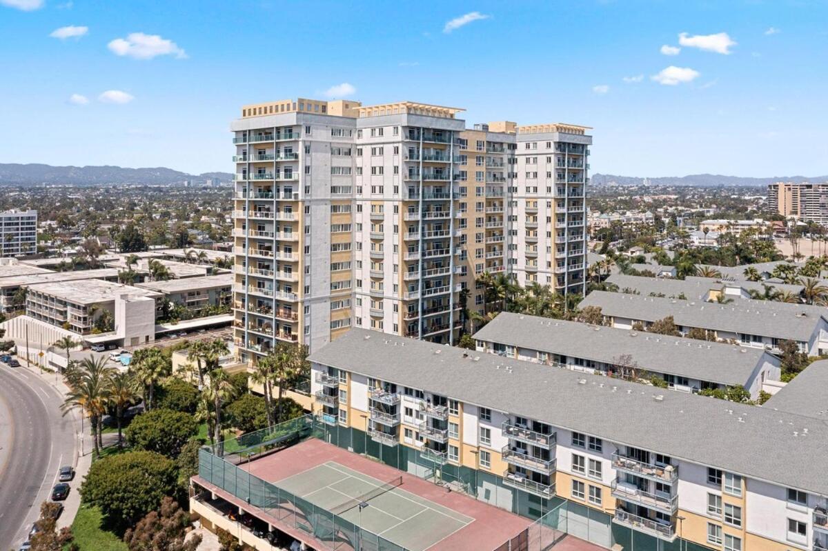 Smoky Quartz - Marina View Spacious 3br Near Yacht Club Apartment *