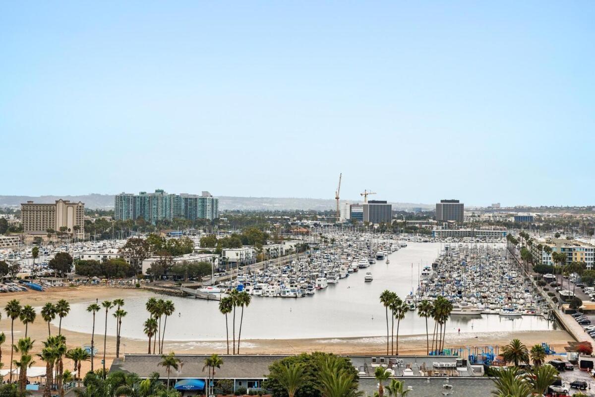 Smoky Quartz - Marina View Spacious 3br Near Yacht Club Apartment