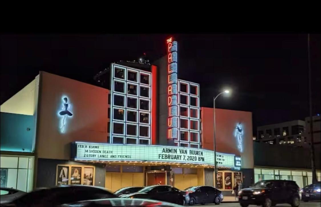 Heart Of Hollywood-walk Of Fame 1bd With View -free Parking, Balcony, Wifi, Rooftop, Gym, Upscale Amenities * Los Angeles