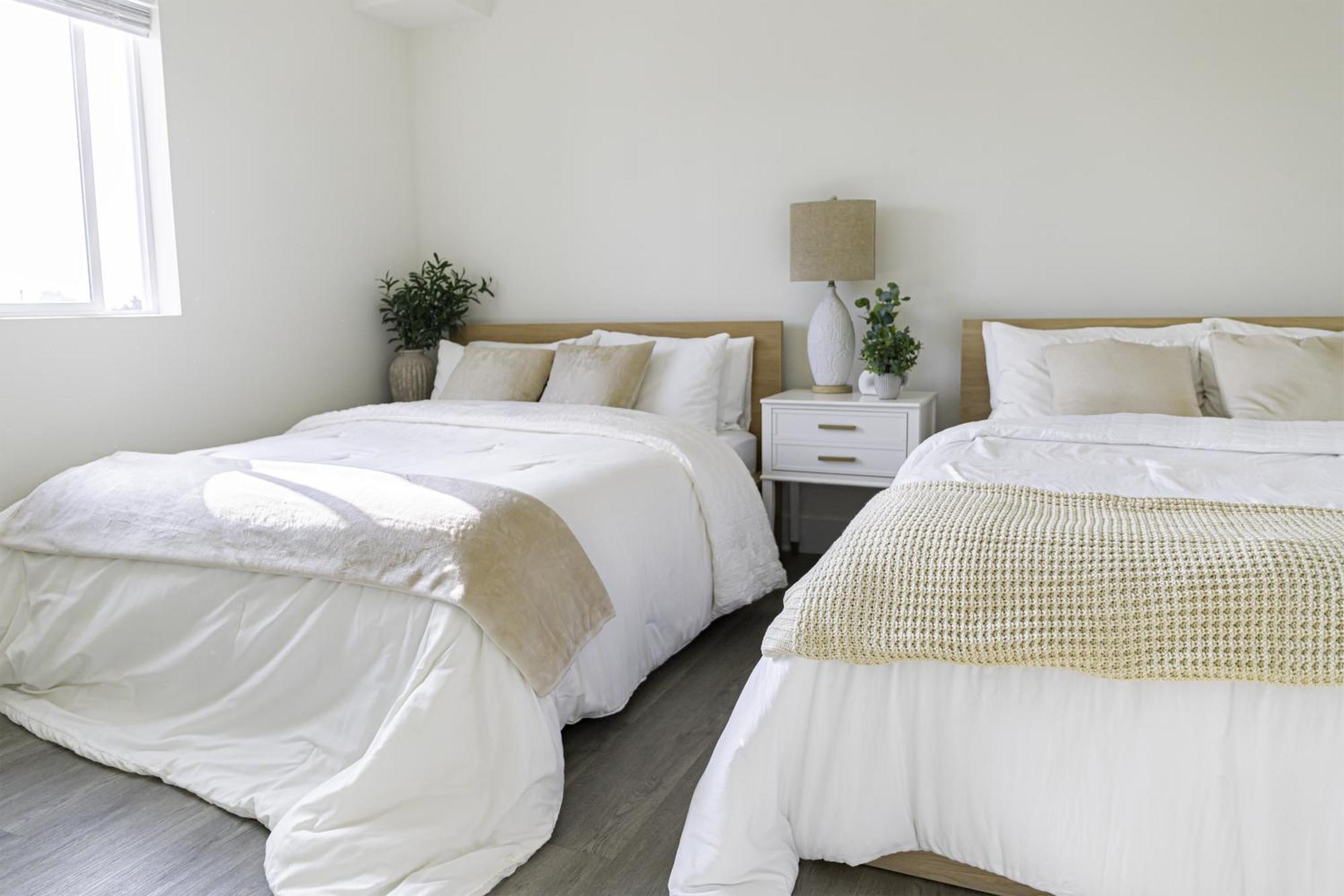 Apartment Luxurious 5-bedroom House 2 Free Parkings *