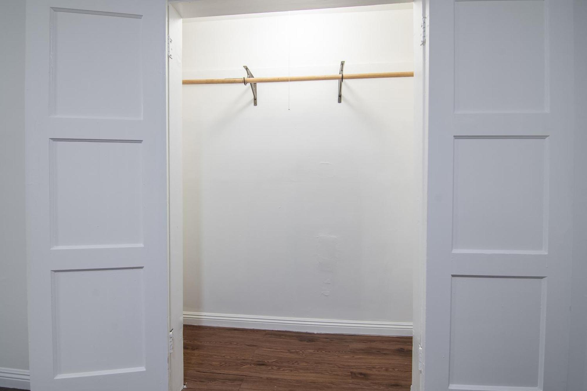 Charming 1-bedroom Near Beverly Hills & Pico Dining Apartment