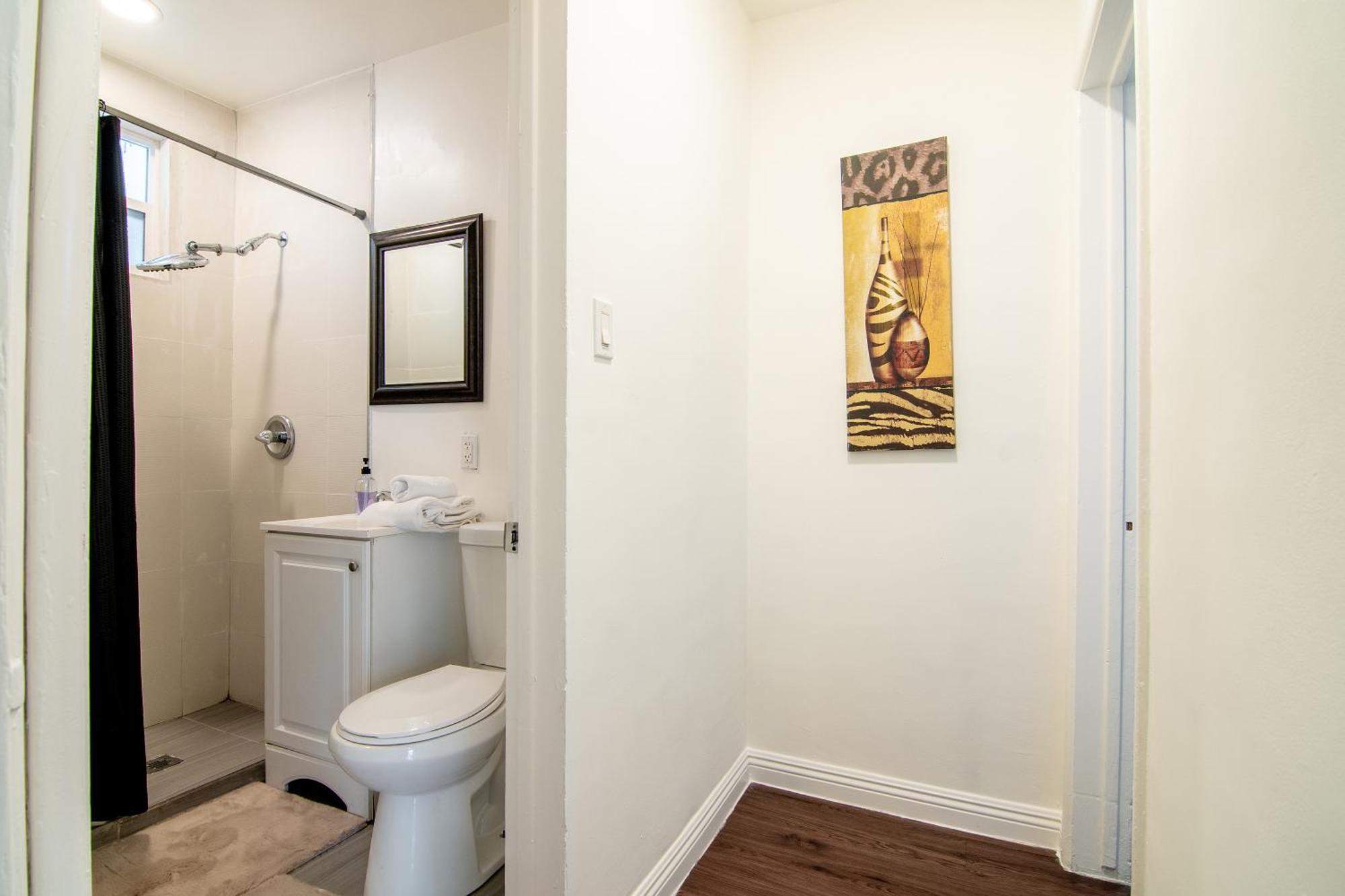 Apartment Charming 1-bedroom Near Beverly Hills & Pico Dining *