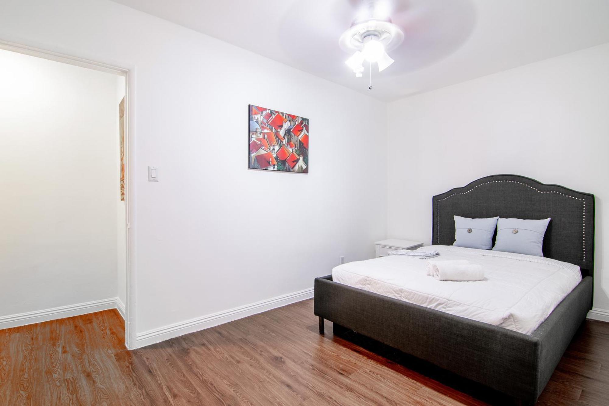 Charming 1-bedroom Near Beverly Hills & Pico Dining Apartment *