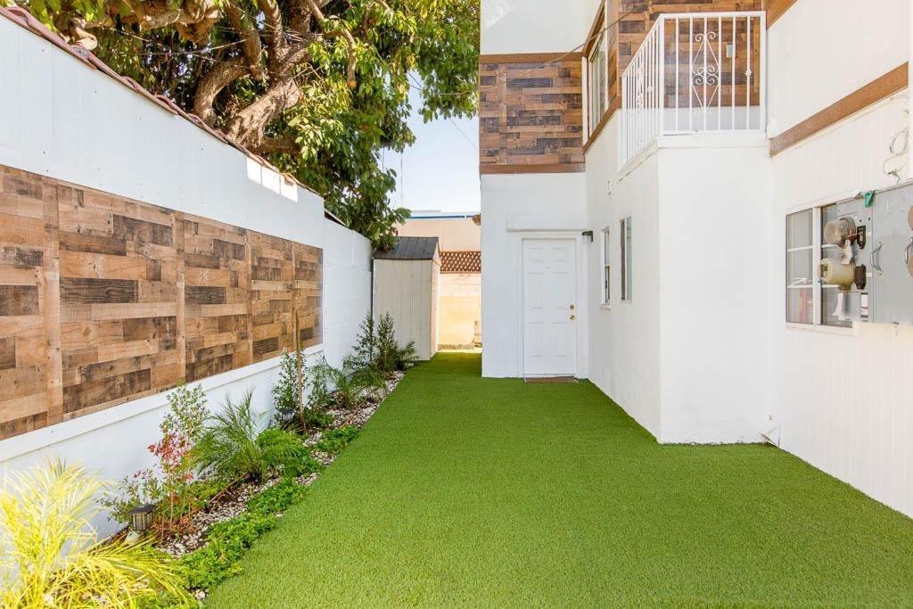 West La Chariton Apartment Los Angeles