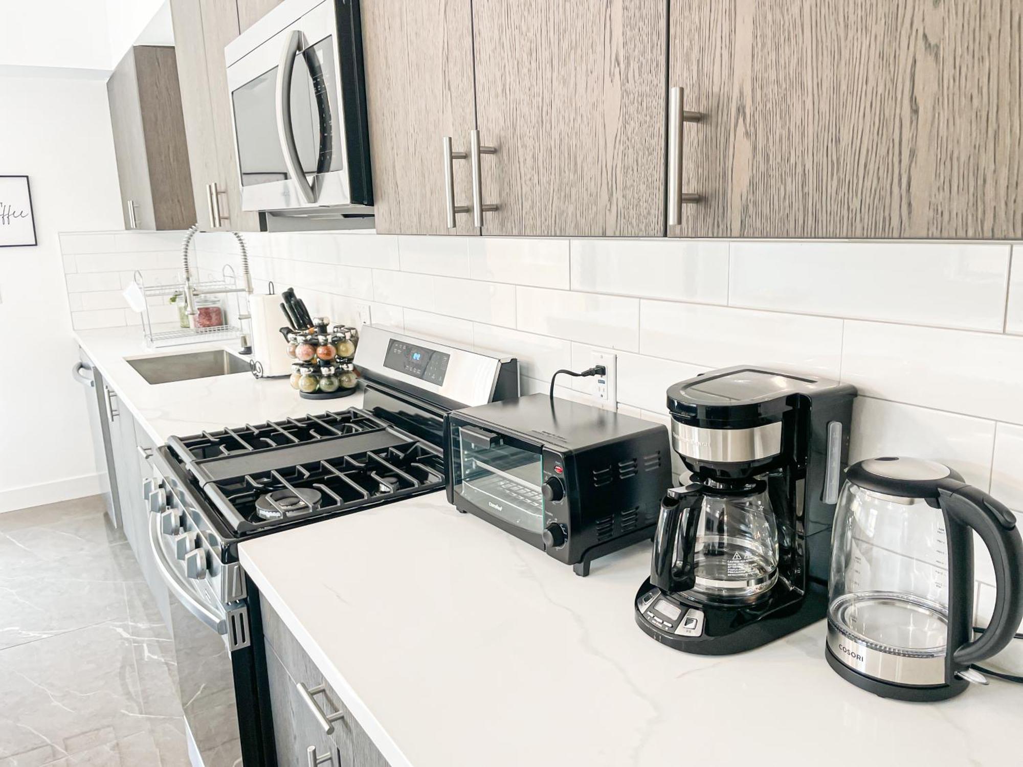 Stylish 4br Townhouse In Mid - Cr2-c2 * Los Angeles