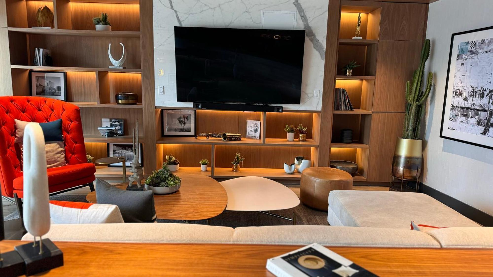 Wallace Luxurious Aparthotel *